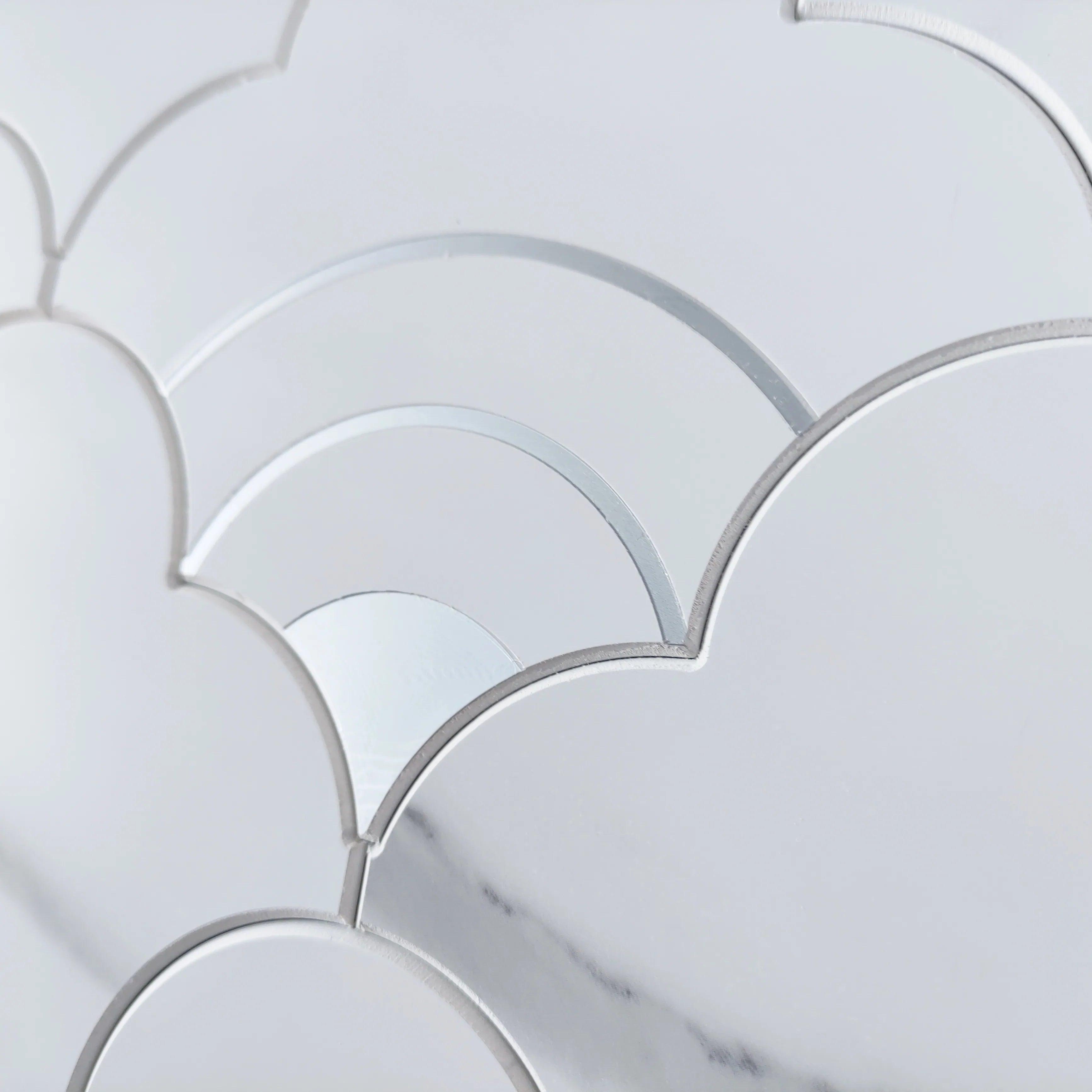 Cloud Yarn Mosaic Peel and Stick Tiles Backsplash, Alps Silver