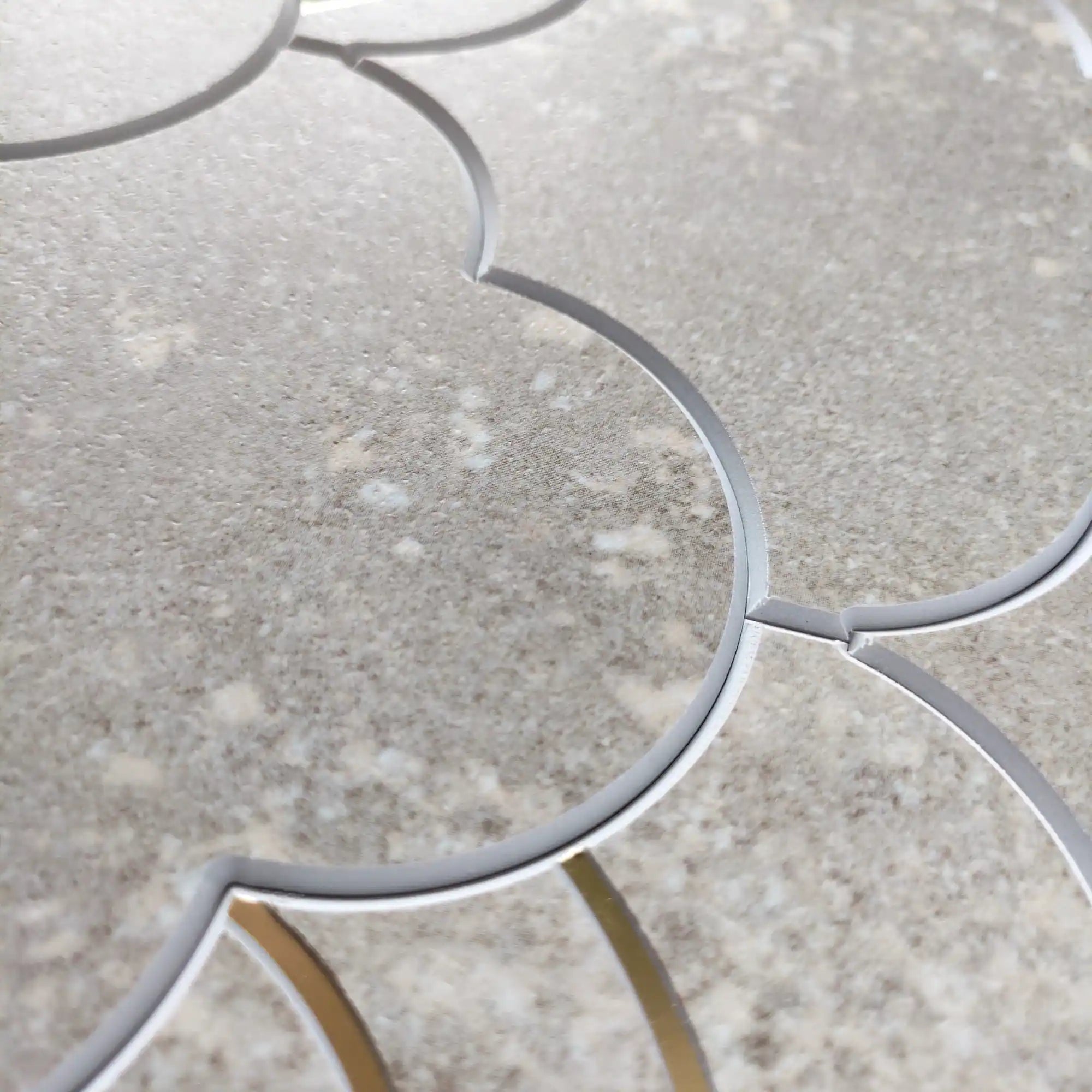 Cloud Yarn Mosaic Peel and Stick Tiles Backsplash, Luna Gold