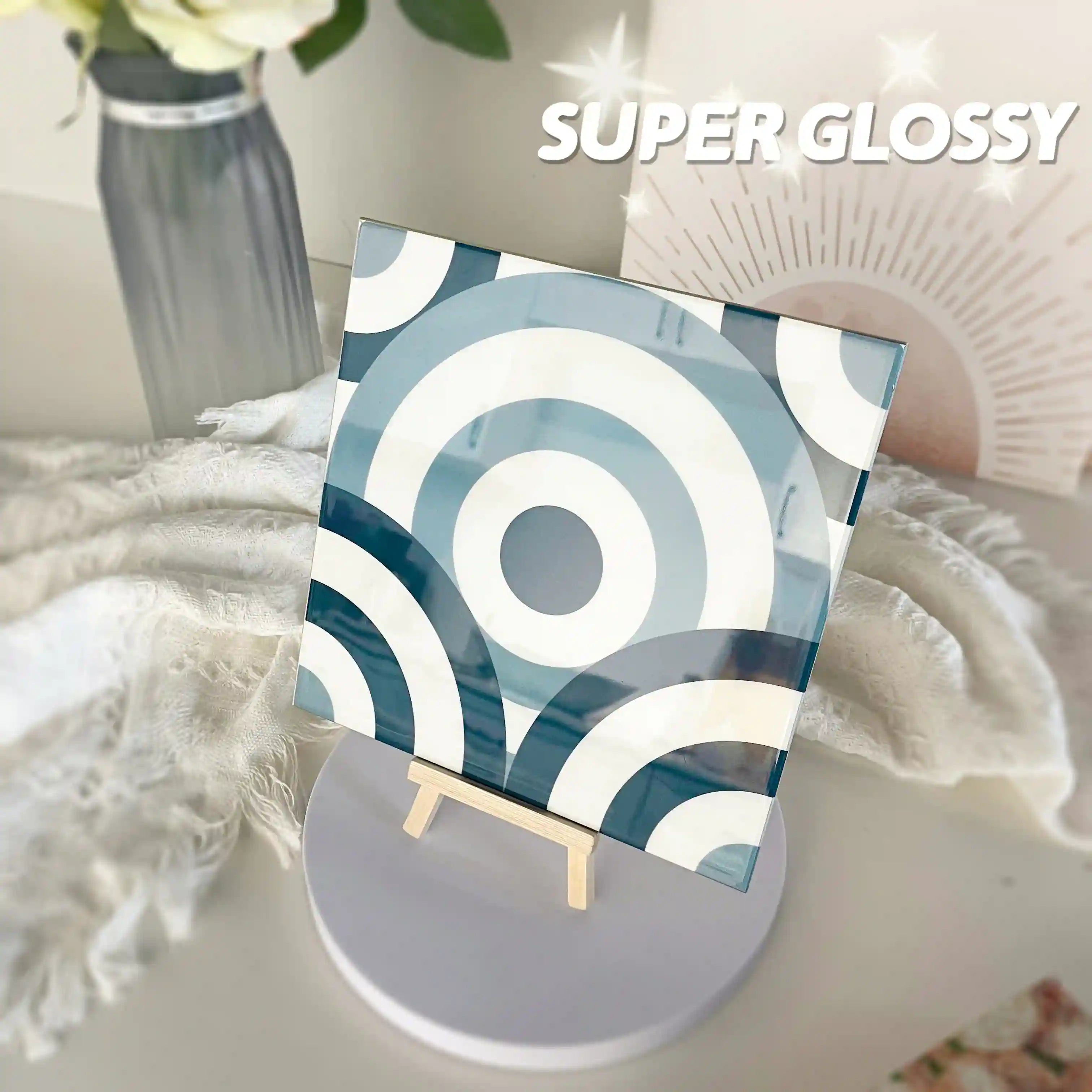 COLAMO Azulejo autoadhesivo azul brillante con estampado gráfico, protector contra salpicaduras impermeable para despegar y pegar