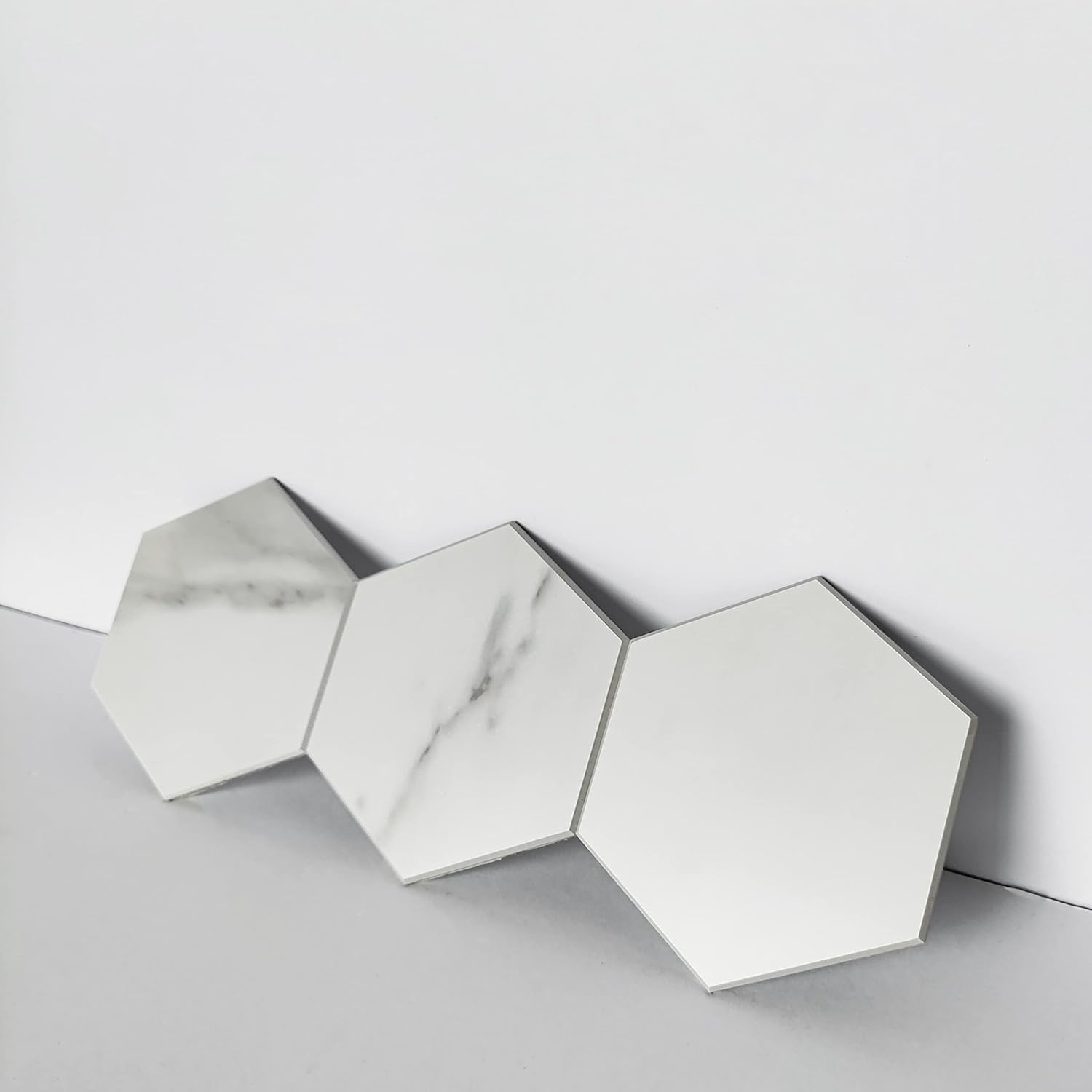 COLAMO Statuario Hexagon Peel and Stick Backsplash Carrara Baldosas de mármol blanco