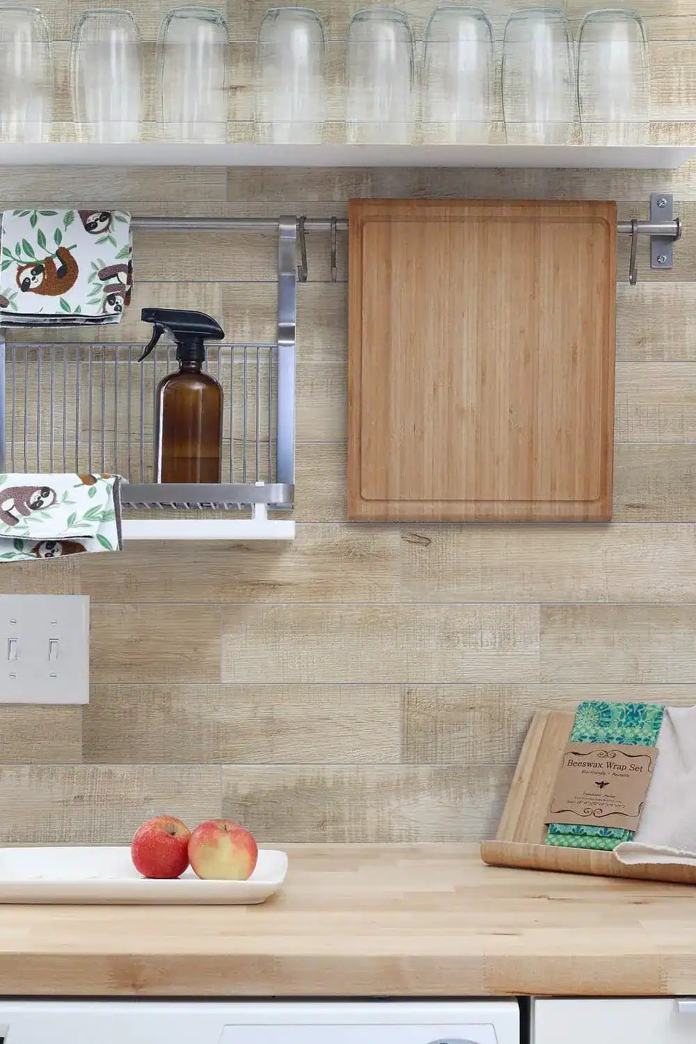 Colamo Natural White Oak Wood Look Tiles - 3D Textured Peel and Stick Backsplash