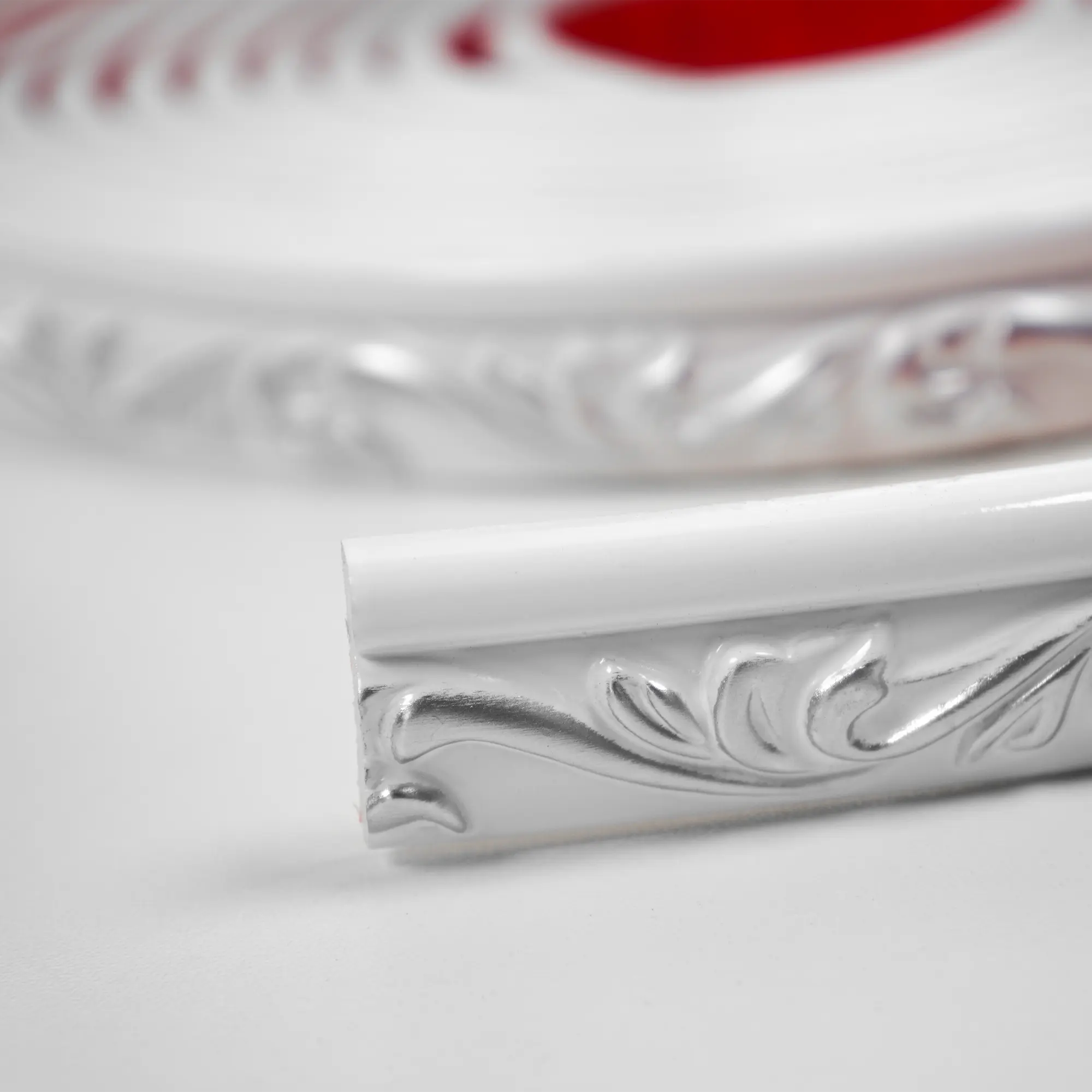 COLAMO Chromed Crown White Molding Trim Adhesive Peel and Stick Baseboard Trim Tile Edge Trim