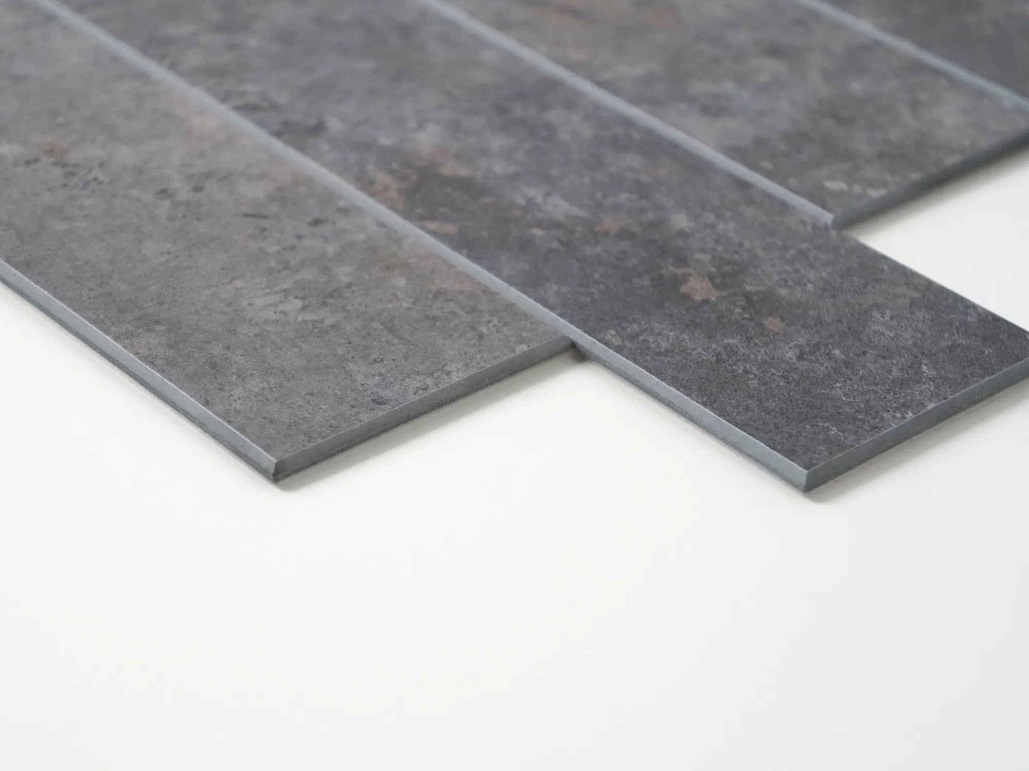 COLAMO Elongated Subway Tiles Peel & Stick Backsplash, Black Onyx