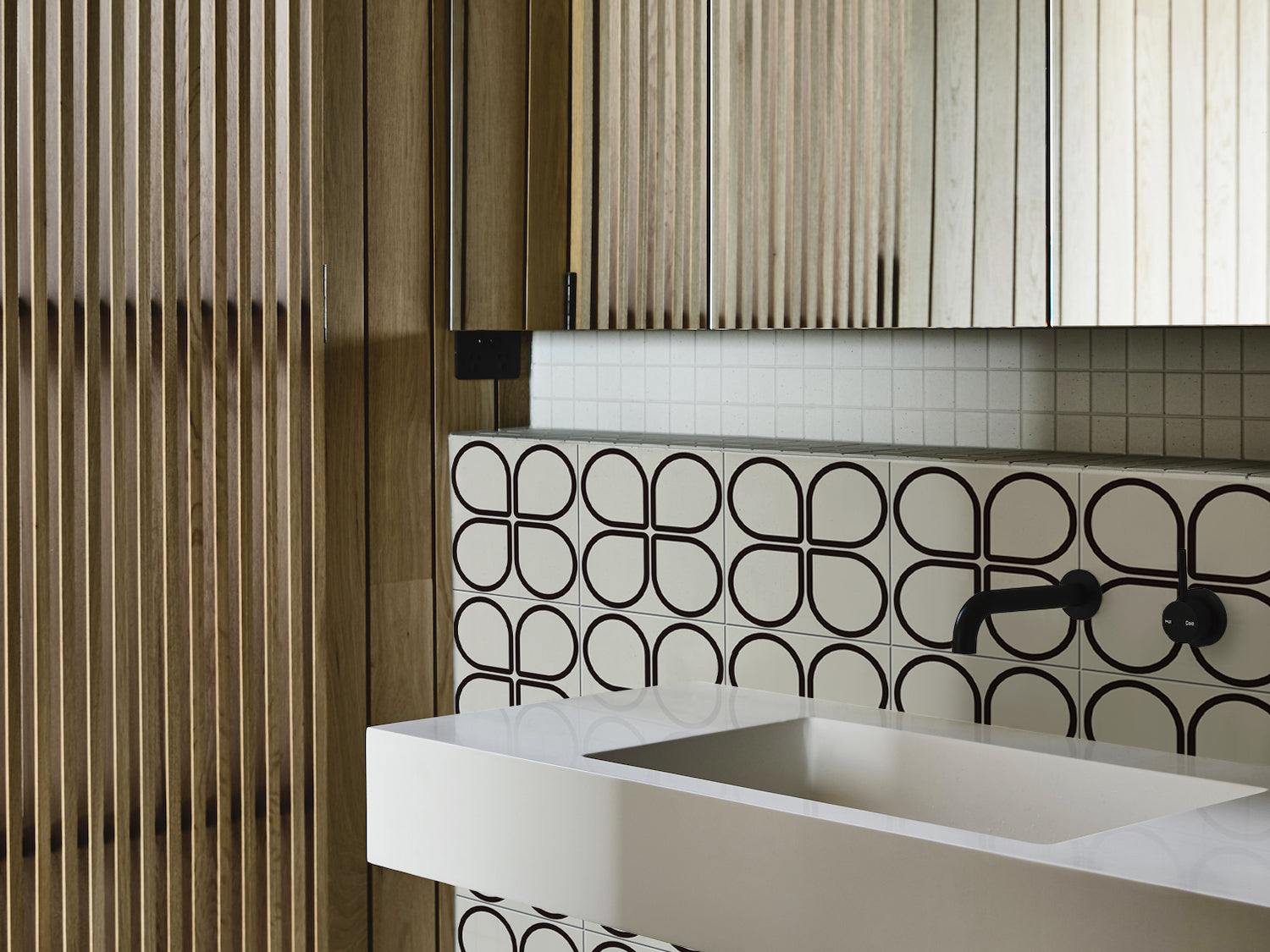 COLAMO Peel and Stick Rigid Thick Graphic Patterned Tile for Wall Self Adhesive White and Black Backsplash for Kitchen