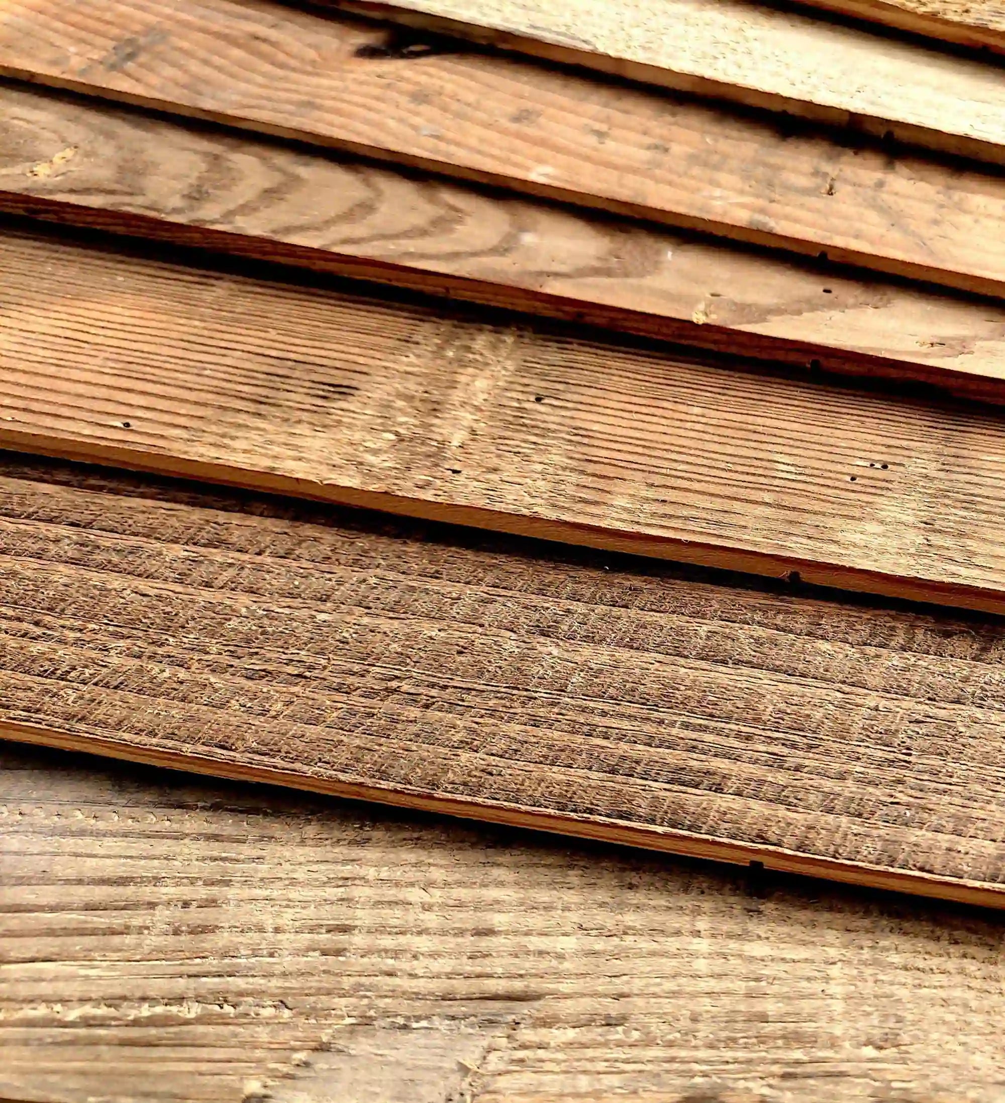 Planches de bois recyclé autocollantes COLAMO 4,53" x 35,43" pour murs