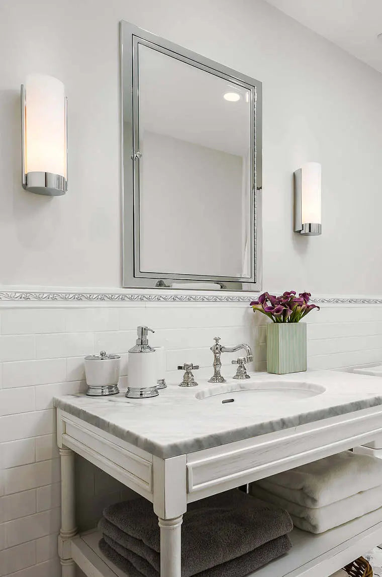 COLAMO Moulure de plinthe adhésive blanche chromée avec couronne, bordure de carrelage 
