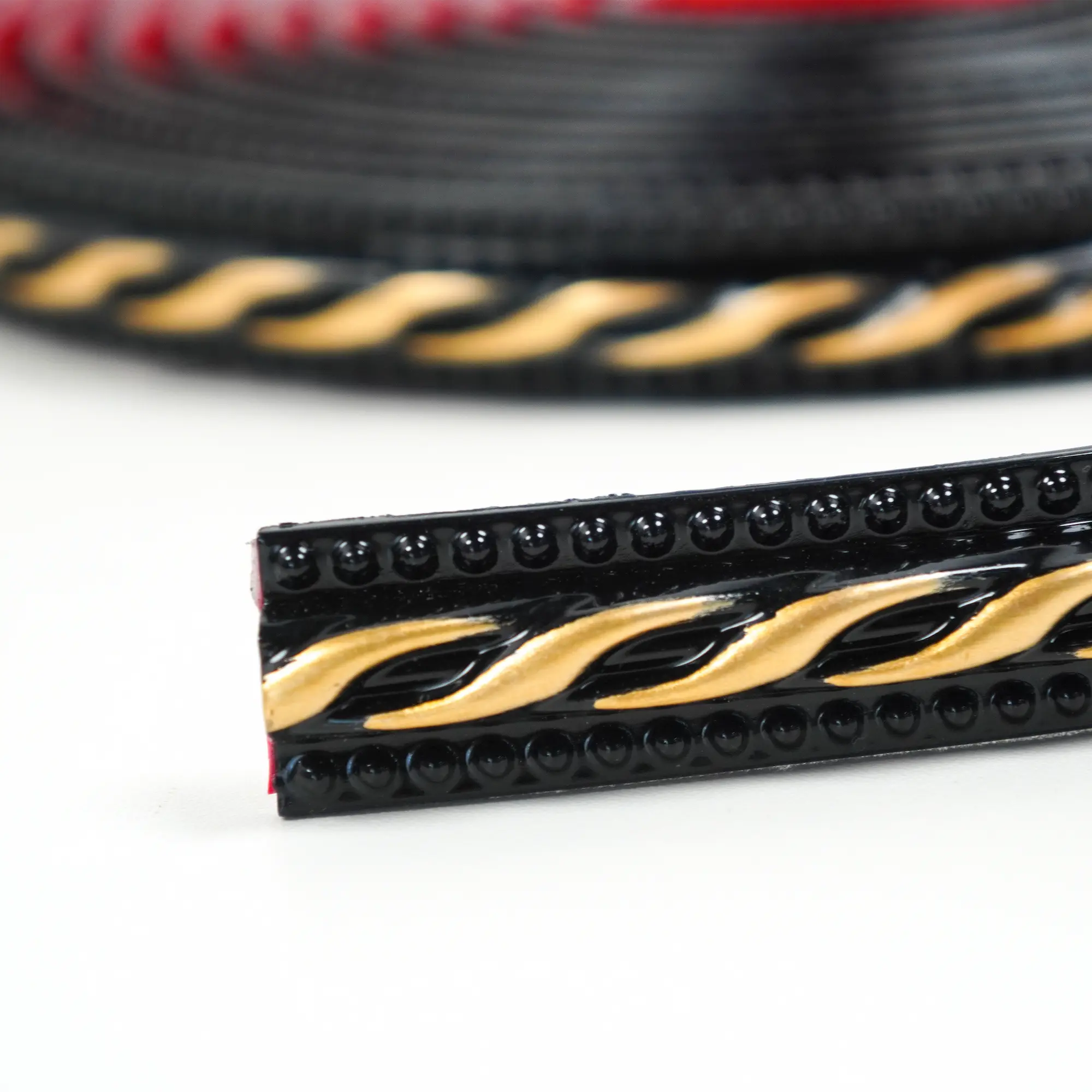 COLAMO Gilded Black Molding Trim Adhesive Peel and Stick Baseboard Trim Tile Edge Trim
