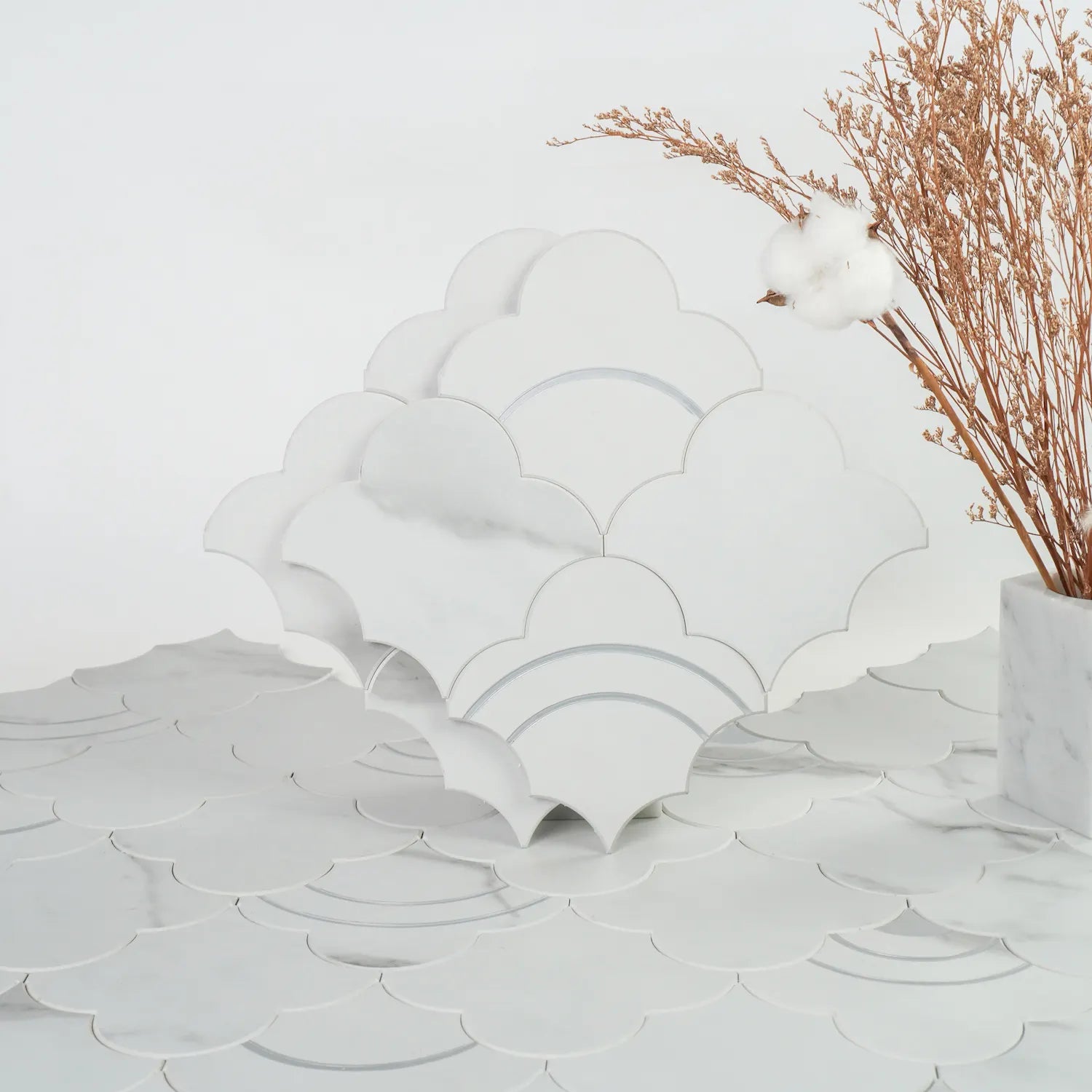 Cloud Yarn Mosaic Peel and Stick Tiles Backsplash, Alps Silver